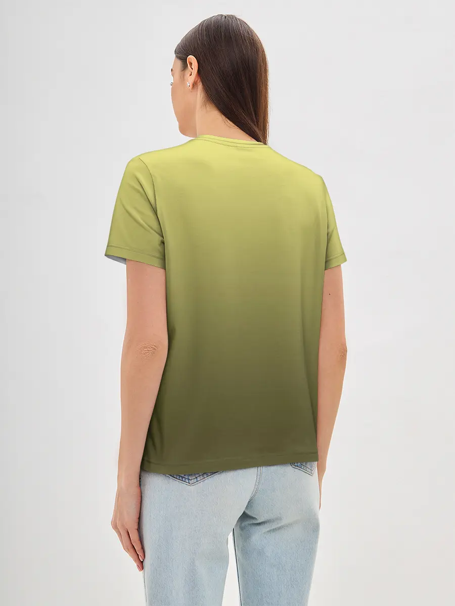 Женская базовая футболка / много черных котов