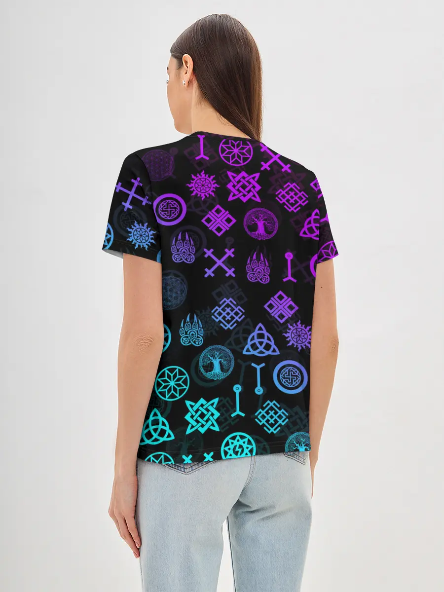 Женская базовая футболка / СЛАВЯНСКИЕ РУНЫ | ПАТТЕРН