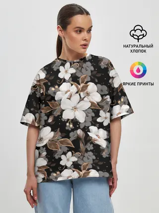 Женская футболка оверсайз / Белые цветы