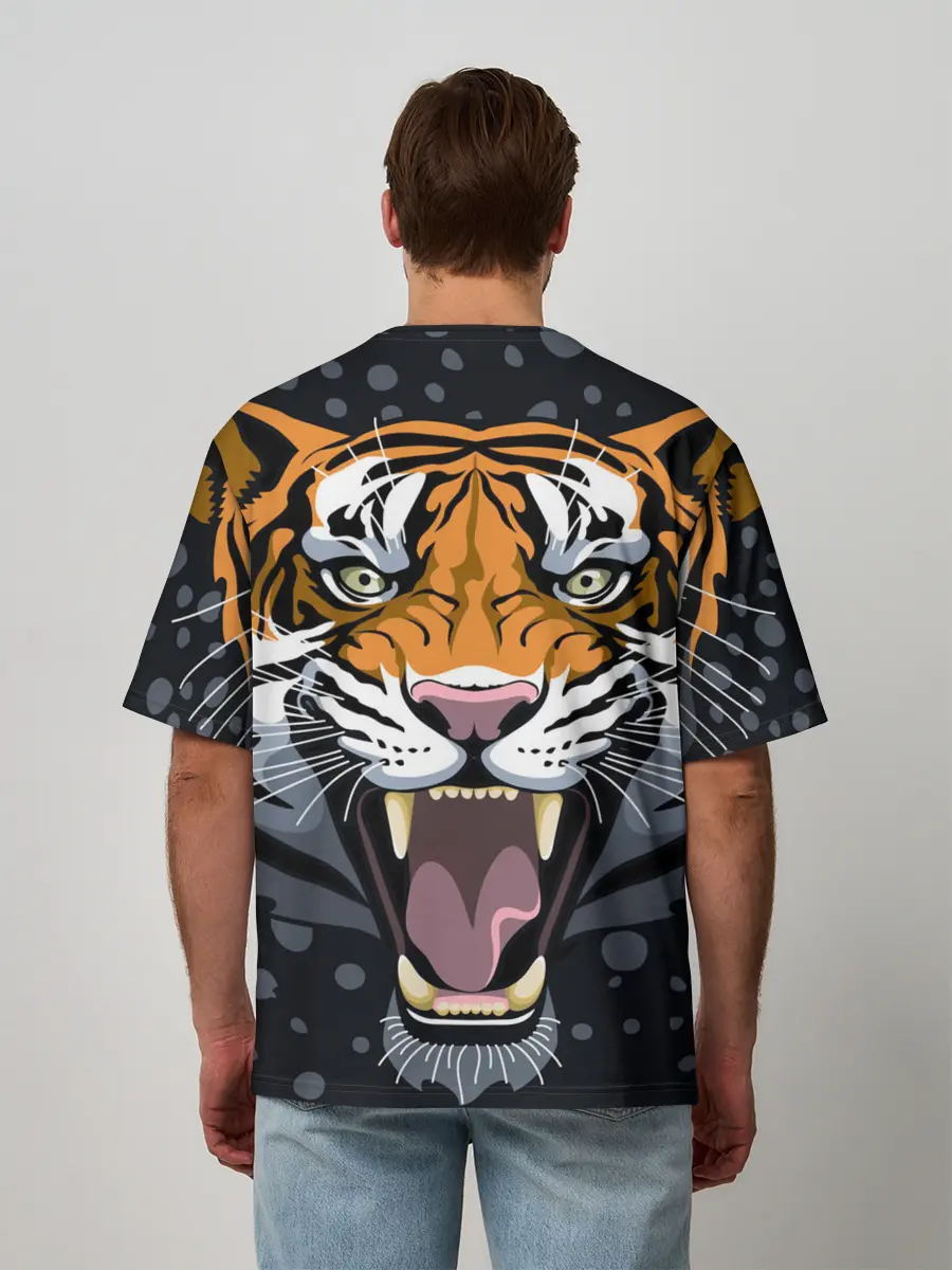 Мужская футболка оверсайз / Амурский тигр в ночи