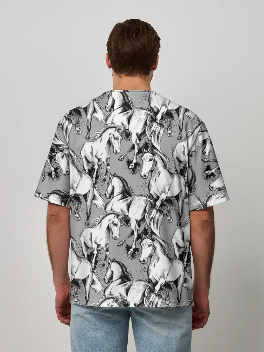 Мужская футболка оверсайз / Белые лошади