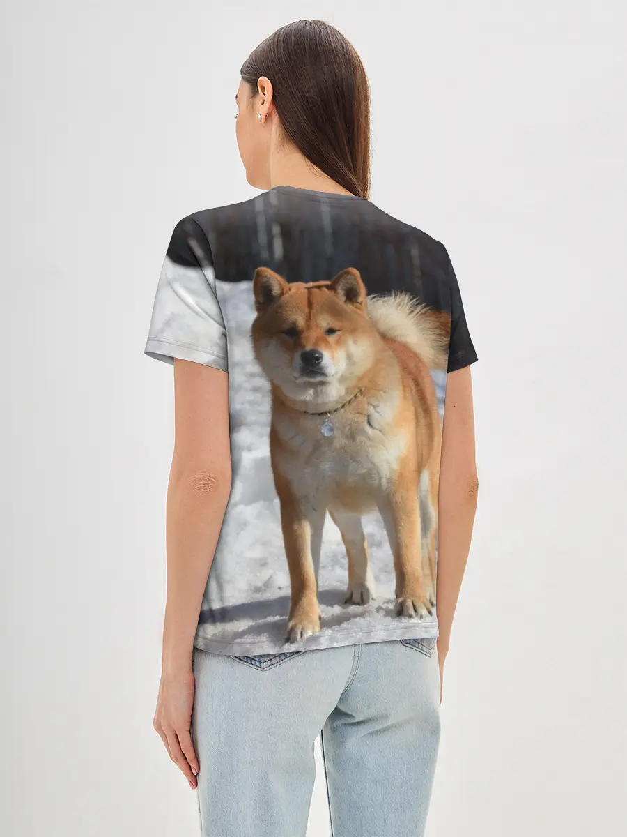 Женская базовая футболка / Акита-ину