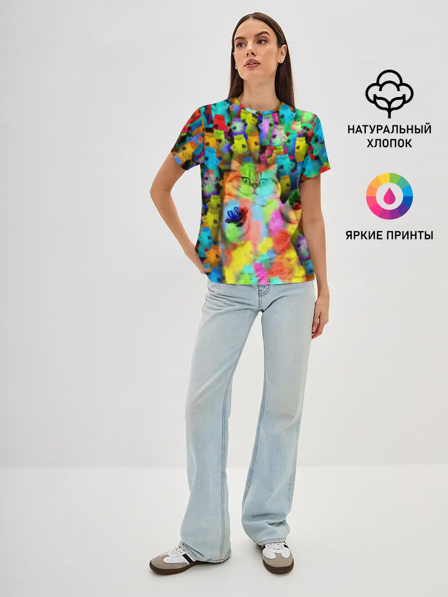 Женская базовая футболка / Котики на дискотеке