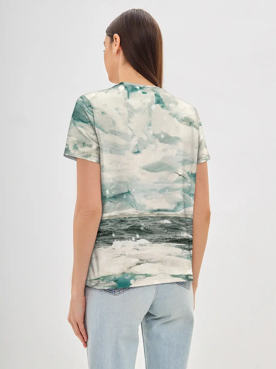 Женская базовая футболка / Ледокол Вега