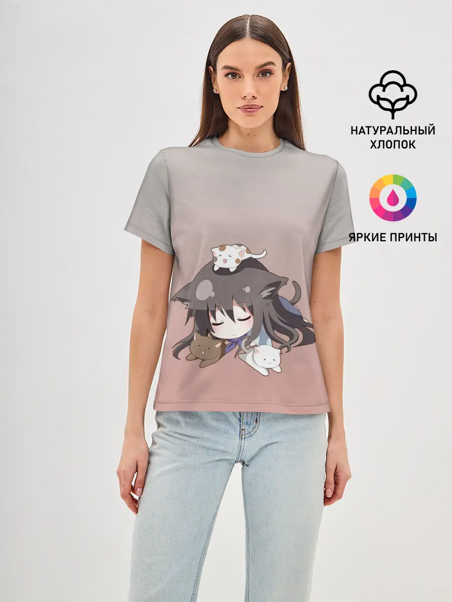 Женская базовая футболка / малышка спит ушки котики