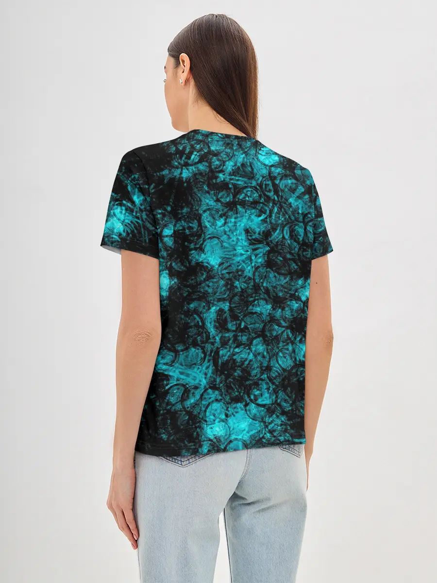 Женская базовая футболка / Кроваво-грязные пятна