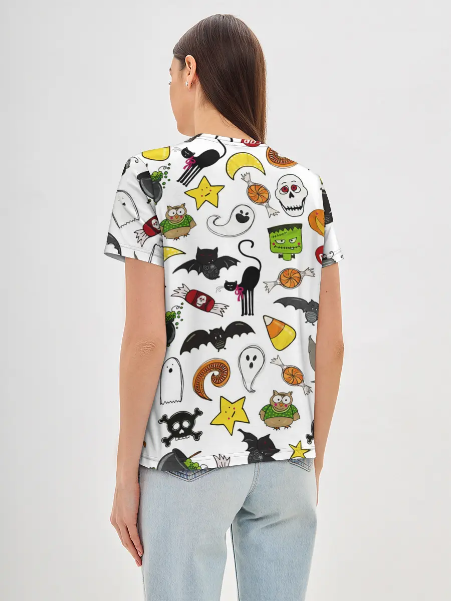 Женская базовая футболка / Хэллоуин паттерн