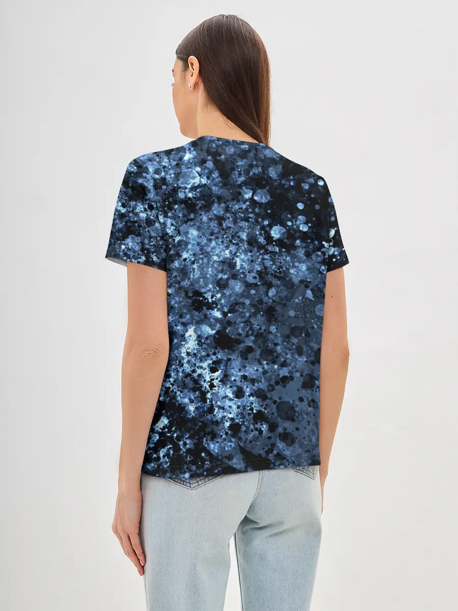 Женская базовая футболка / абстракция жидкость