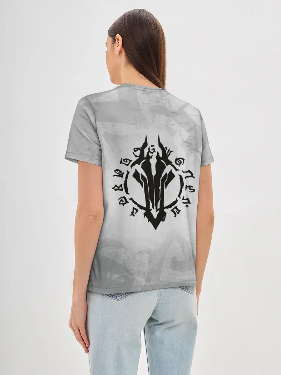 Женская базовая футболка / Darksiders