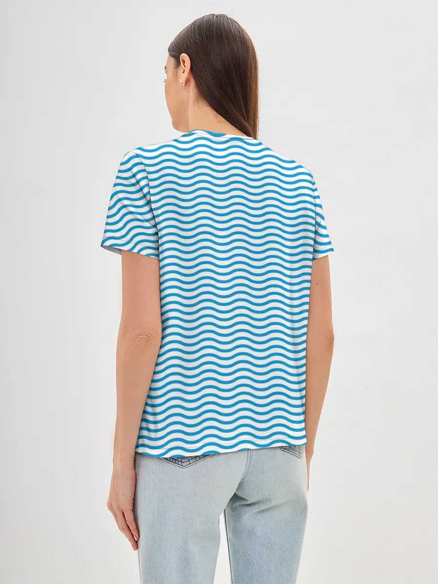 Женская базовая футболка / Любовь, море, космос