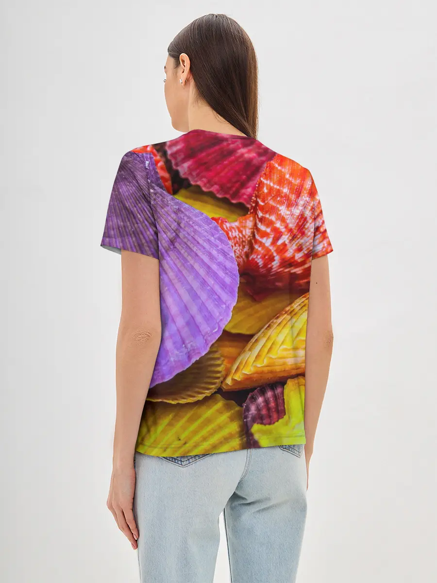 Женская базовая футболка / Разноцветные ракушки multicolored seashells