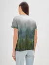 Женская базовая футболка / Лес