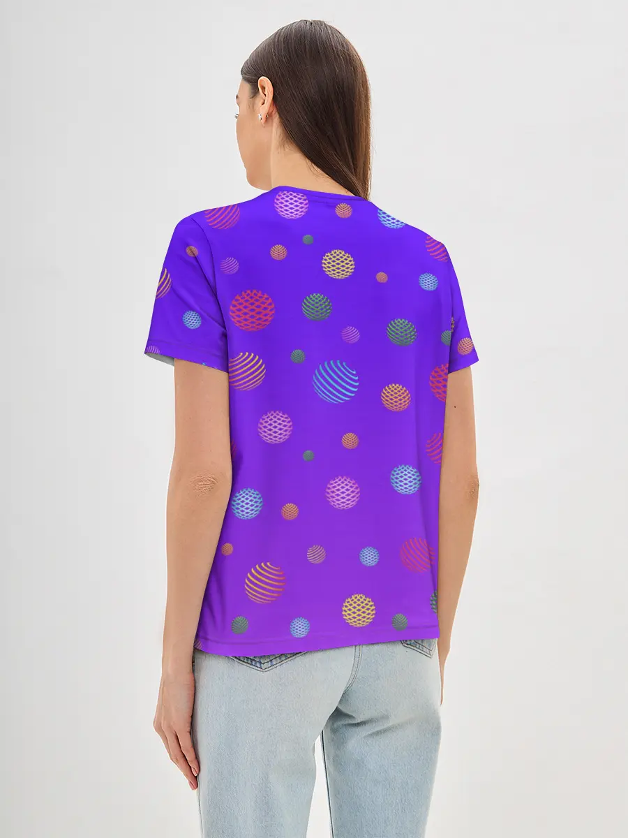 Женская базовая футболка / Фантастические шары