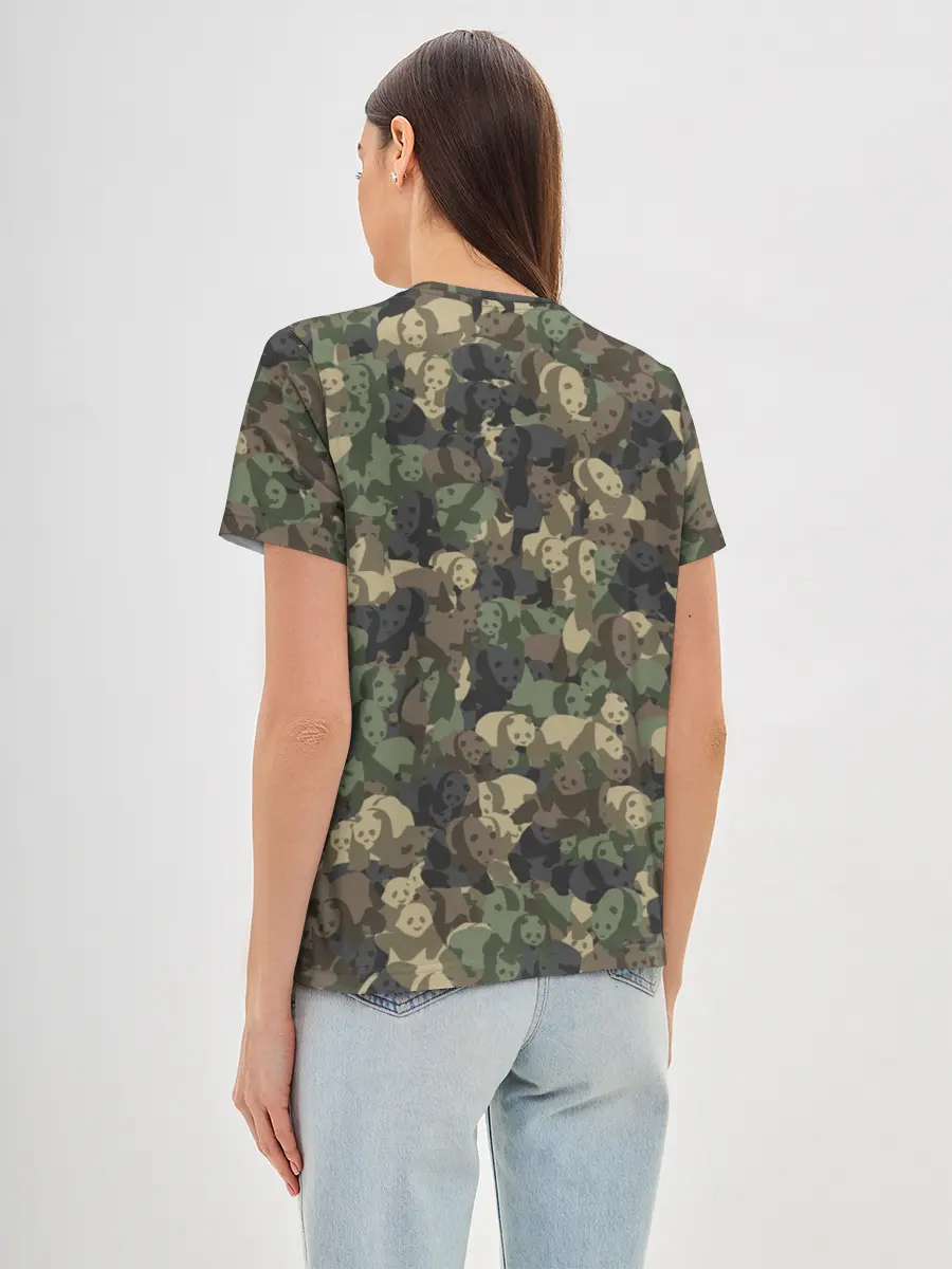 Женская базовая футболка / Камуфляж с пандами