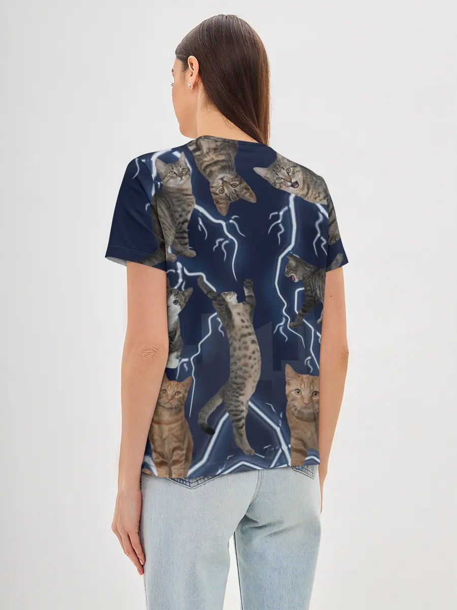Женская базовая футболка / Коты