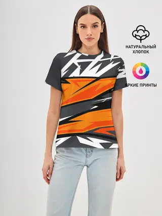 Женская базовая футболка / corner camouflage