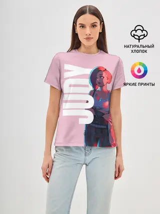 Женская базовая футболка / Judi Alvarez