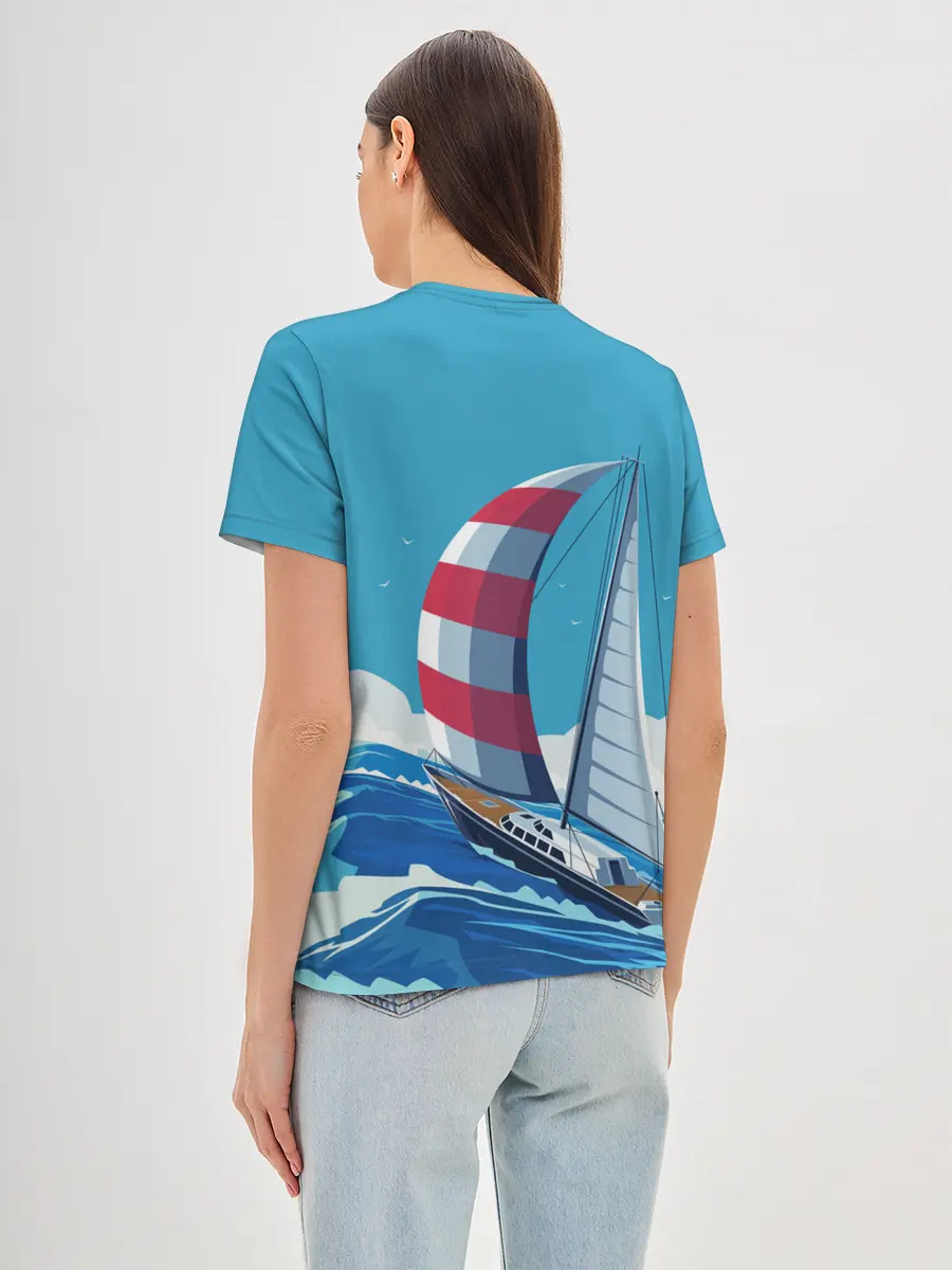 Женская базовая футболка / ПАРУСНИК В МОРЕ | ЛЮБЛЮ МОРЕ