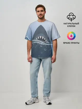 Мужская футболка оверсайз / Акула под водой