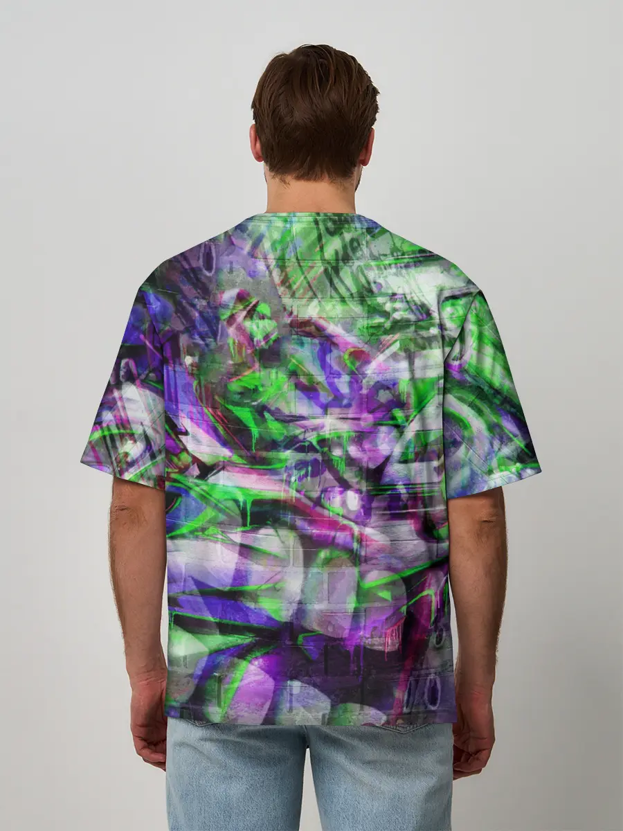 Мужская футболка оверсайз / Граффити на стене