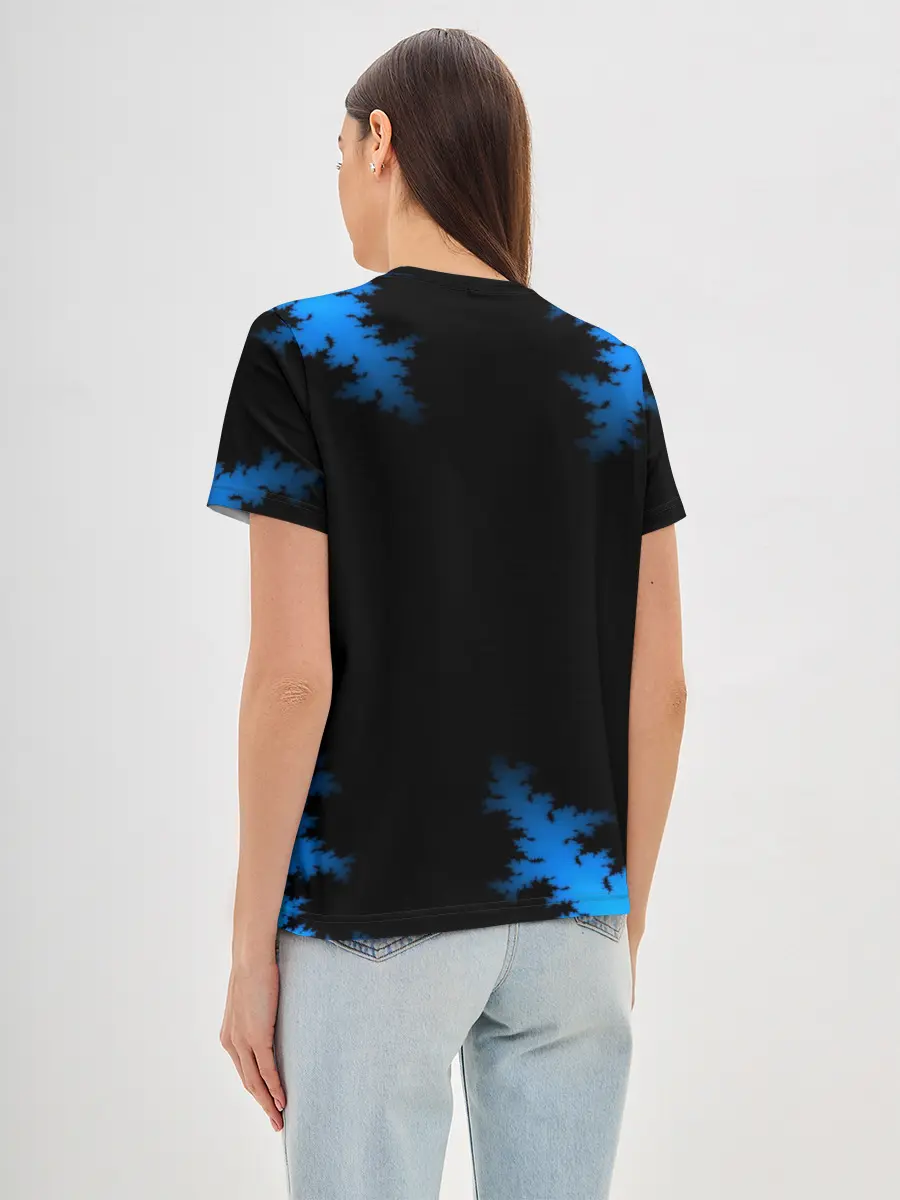 Женская базовая футболка / Морозный узор