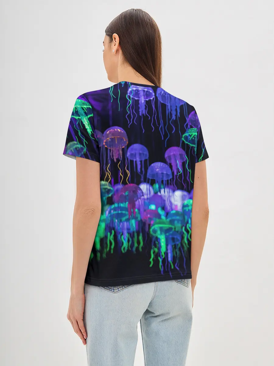 Женская базовая футболка / Неоновые медузы