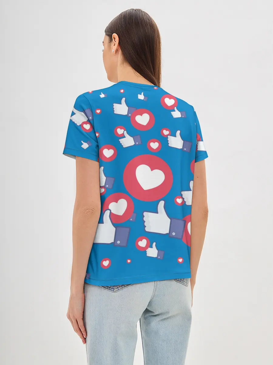 Женская базовая футболка / Лайки и сердечки