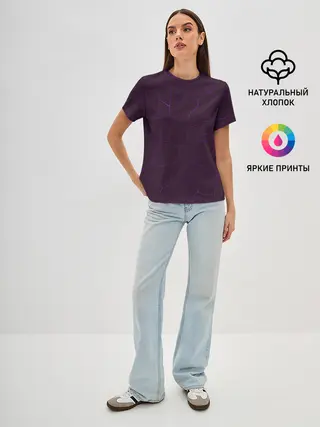 Женская базовая футболка / Вишневые разломы