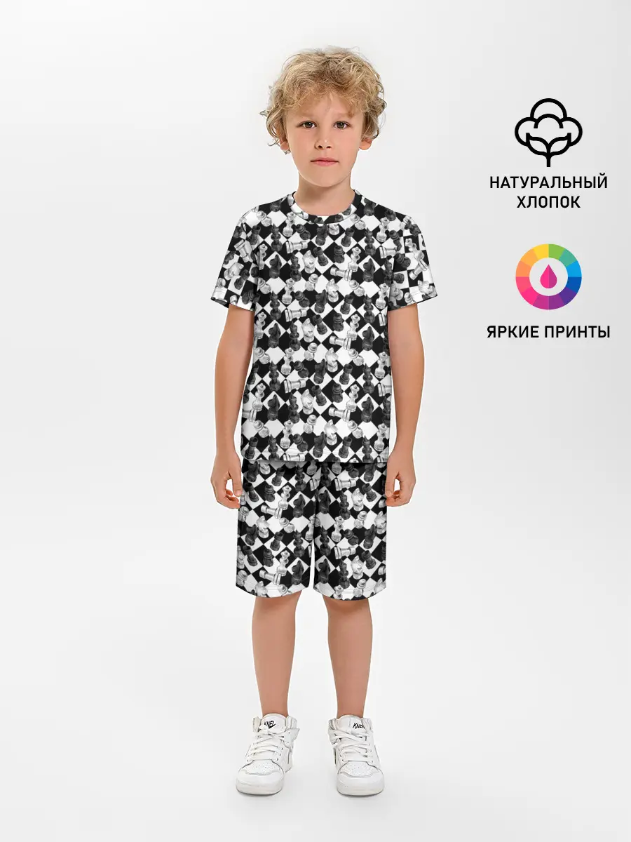 Детская пижама с шортами / Шахматы на шахматной доске