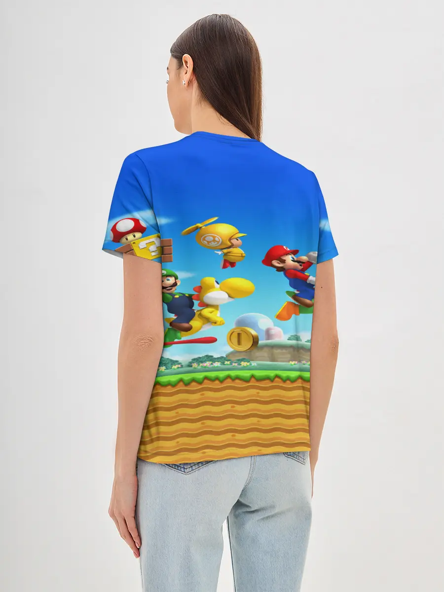 Женская базовая футболка / Марио