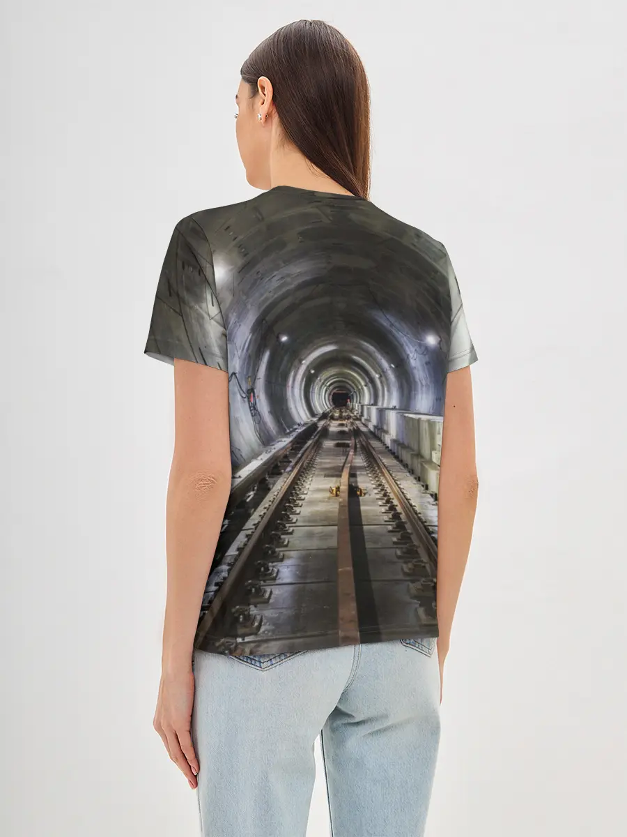 Женская базовая футболка / METRO EXODUS