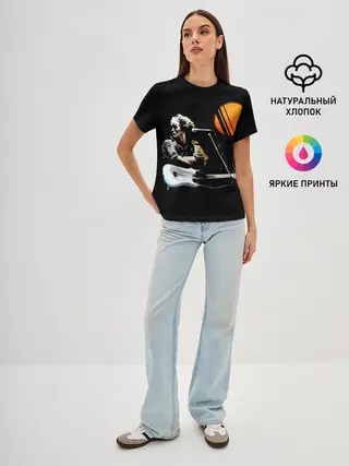 Женская базовая футболка / Цой | Звезда по имени Cолнце