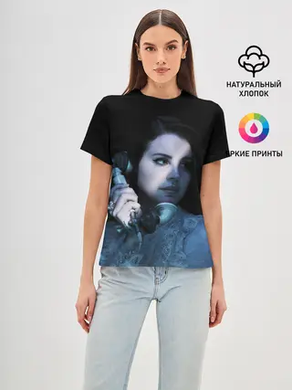 Женская базовая футболка / Лана с телефоном