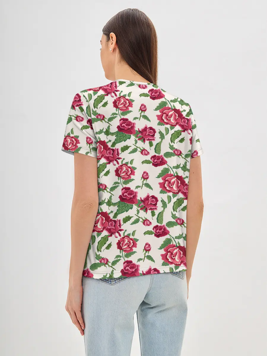 Женская базовая футболка / Цветочный узор