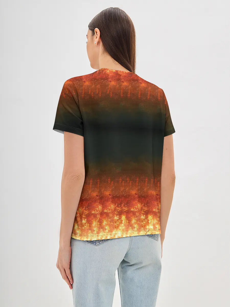 Женская базовая футболка / Final Fantasy VII Remake