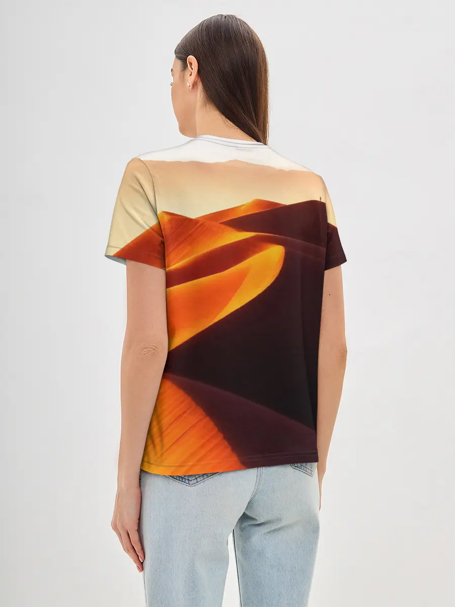 Женская базовая футболка / Пустыня дюна барханы