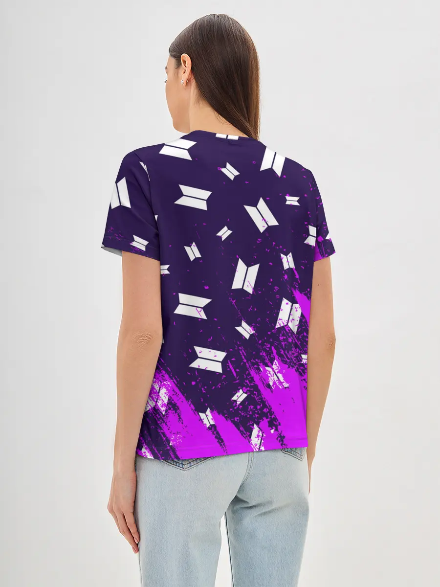 Женская базовая футболка / BTS / БТС