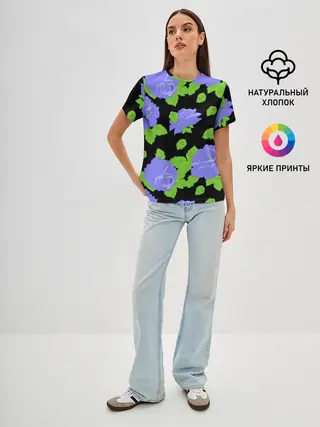 Женская базовая футболка / Синие розы