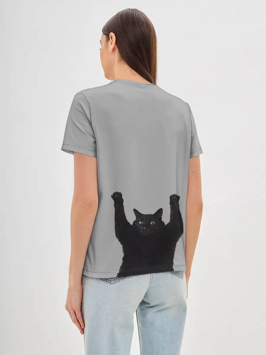 Женская базовая футболка / Кот сдается