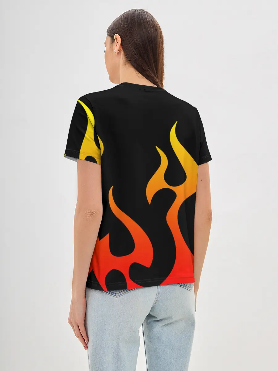 Женская базовая футболка / JoJo Bizarre Adventure