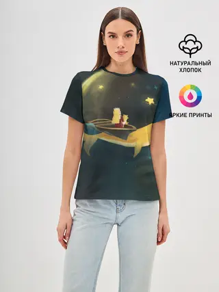 Женская базовая футболка / Девушка и кит в облаках