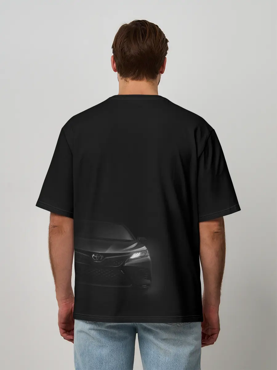 Мужская футболка оверсайз / Черная Тойота Камри