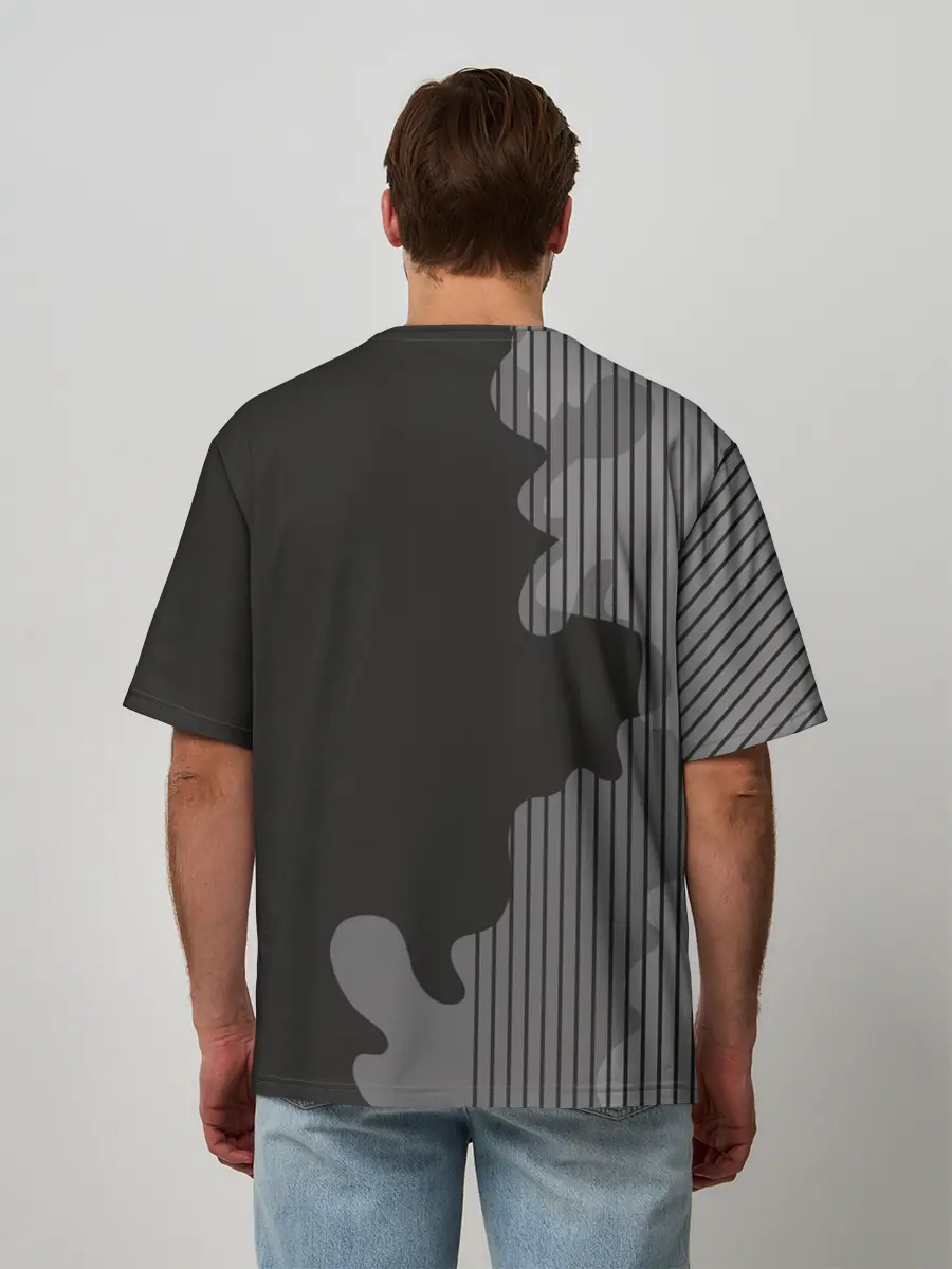 Мужская футболка оверсайз / Мопс в кармане