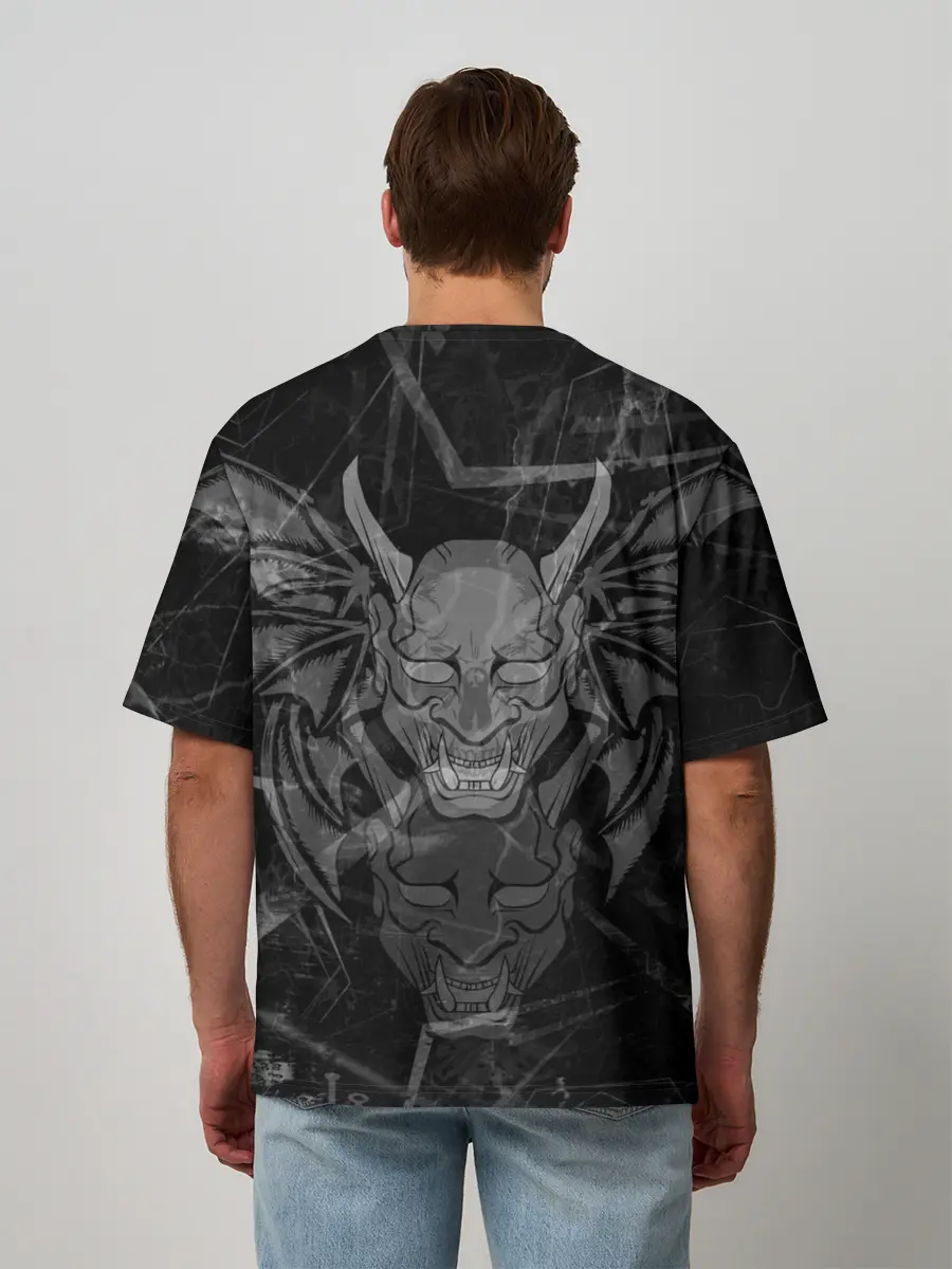 Мужская футболка оверсайз / The devil is inside