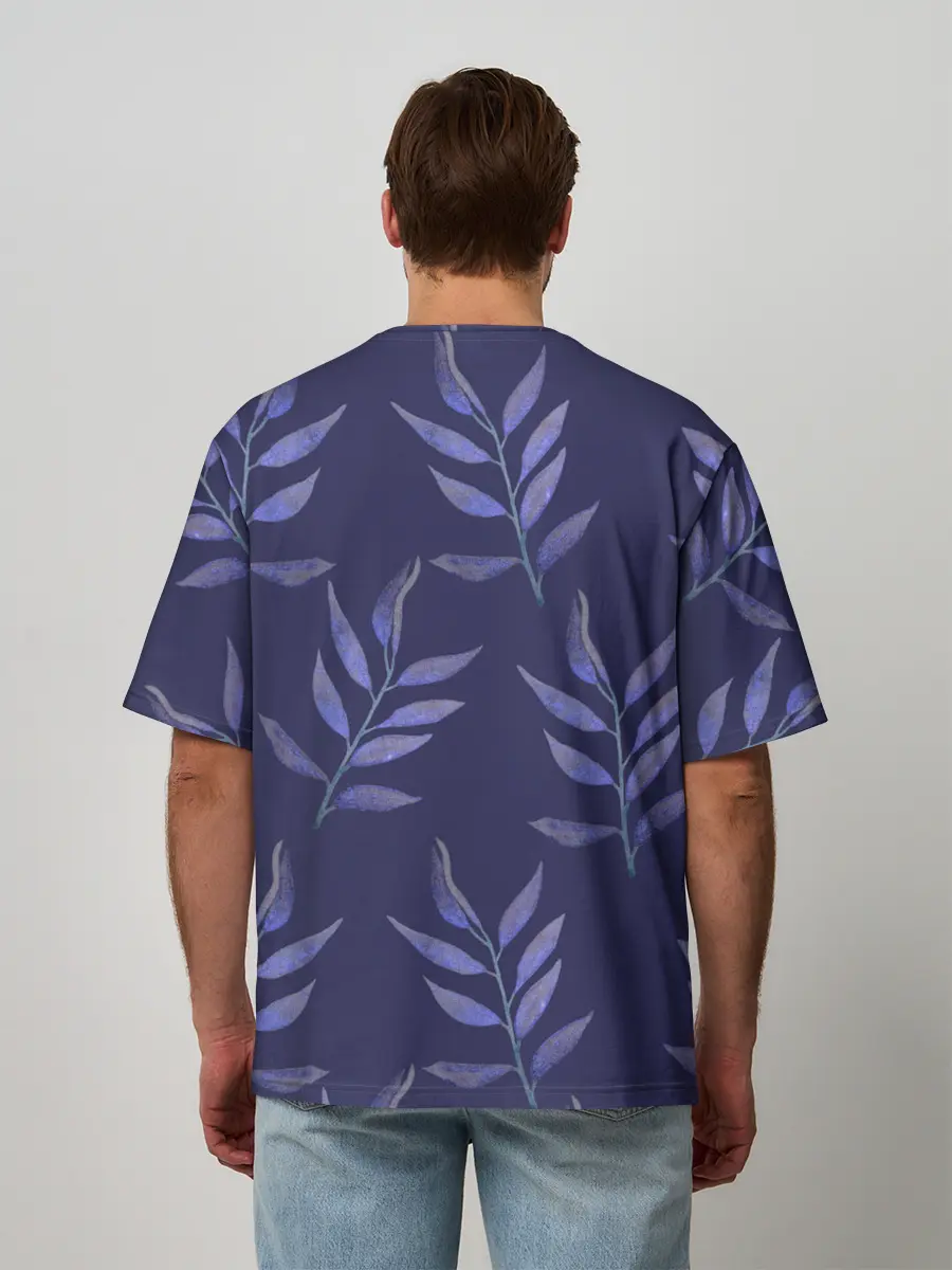 Мужская футболка оверсайз / Листья на темно синем фоне
