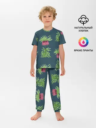 Детская пижама с брюками / Цветы рябчика на темном фоне