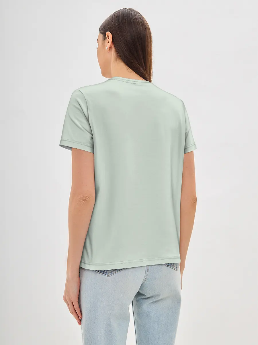 Женская базовая футболка / Котенок покемон пикачу арт