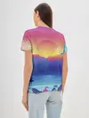 Женская базовая футболка / Красочные Горы