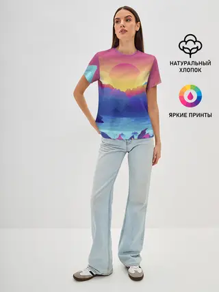 Женская базовая футболка / Красочные Горы