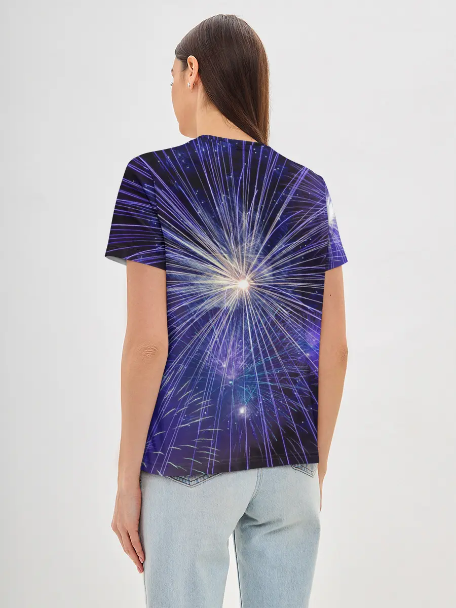 Женская базовая футболка / Фейерверк